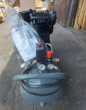 Поршневой компрессор Remeza СБ4/С-100.LB24A фото